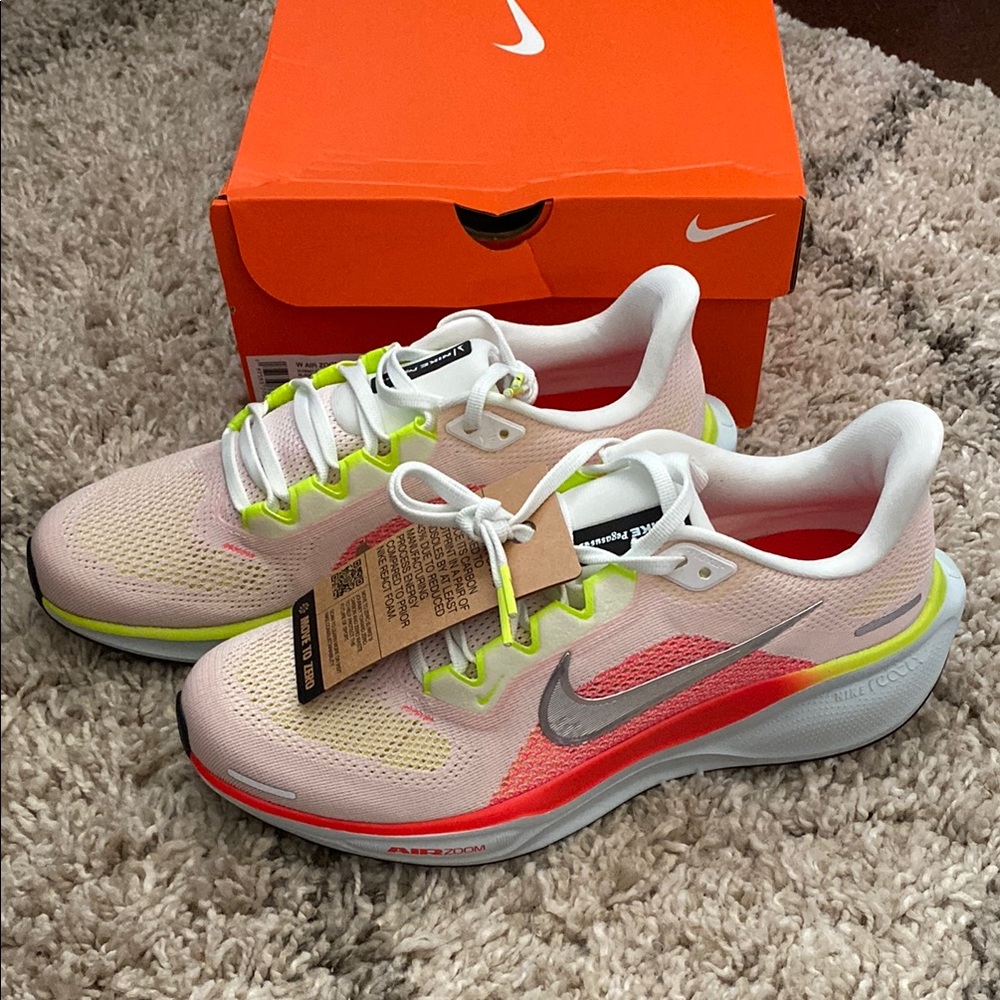 Nike Air Zoom Pegasus 41 - women’s size 9